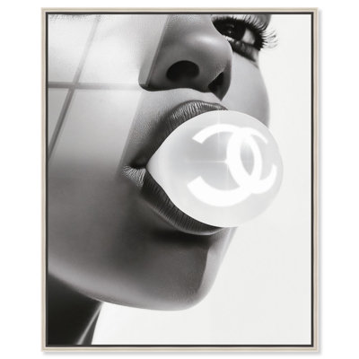 «Bubble Gum Pop» encadrée de monochromes en verre acrylique ultra-brillant encadré par Art Remedy, cadre noir, 36 x 45