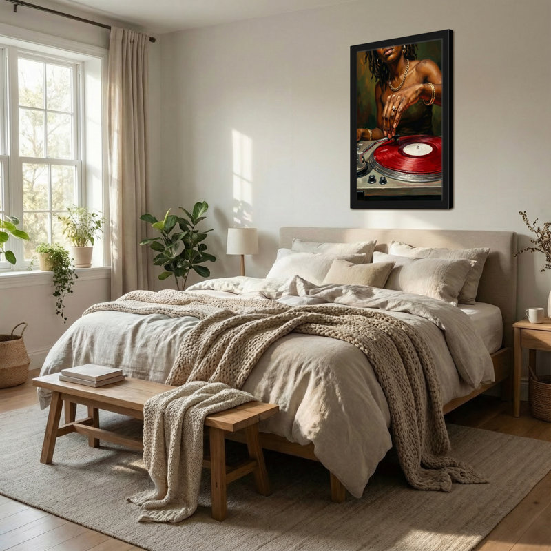 Femme abstraite avec disque vinyle rouge sur platine, H 18 po x l 12 po