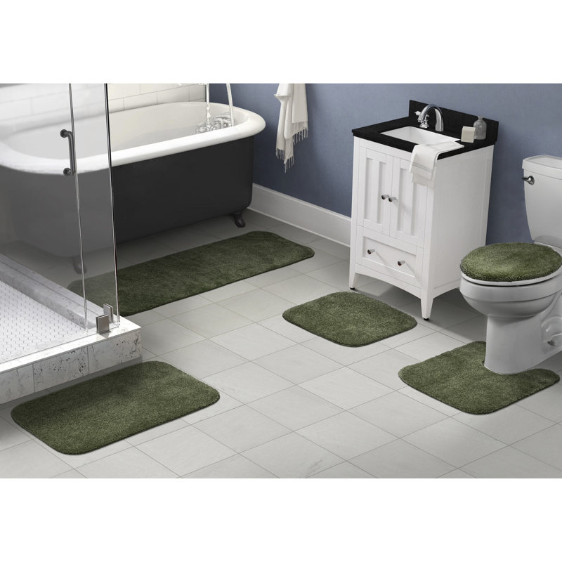 Ensemble de tapis de bain traditionnel en nylon ultra doux 5 pièces avec envers antidérapant Mccluney, Vert