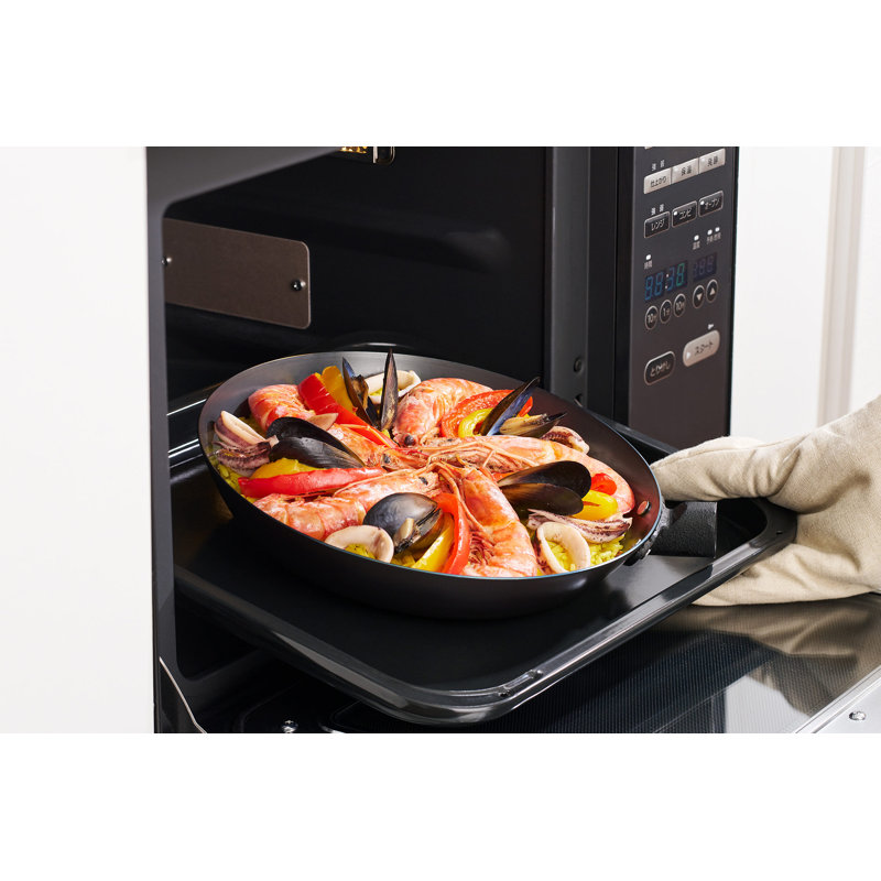Like-it Iron Oven-Safe Pan with Stand for Kitchen and Outdoor