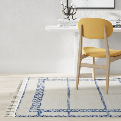 Kenne Area Rug