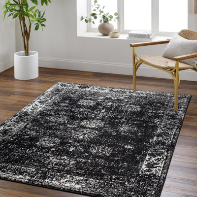 Zinaida Floral Indoor Rug
