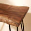 Banc en bois d'acacia à bords naturels avec pieds en épingle à cheveux, 91 cm-849560333