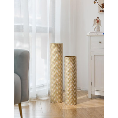 Tall golden floor to ceiling vase, metal upright, with fabric texture, vintage decorative flower rack, suitable for living rooms, bedrooms, corridors, and family corners 2-piece set 27.6/21.7 inches