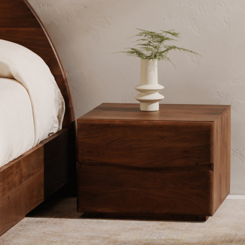 Hartwell Solid Wood Bedroom Set