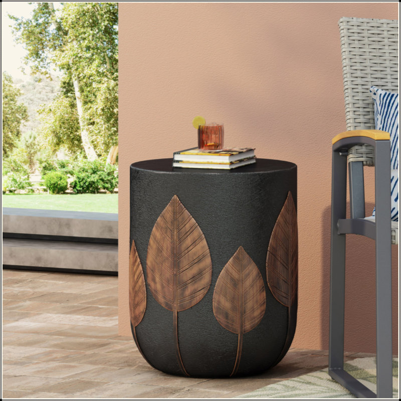Table d'appoint d'extérieur en béton léger avec motif de feuilles, durable et élégante pour la décoration de patio