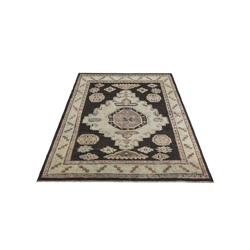 Tapis noir Kamena