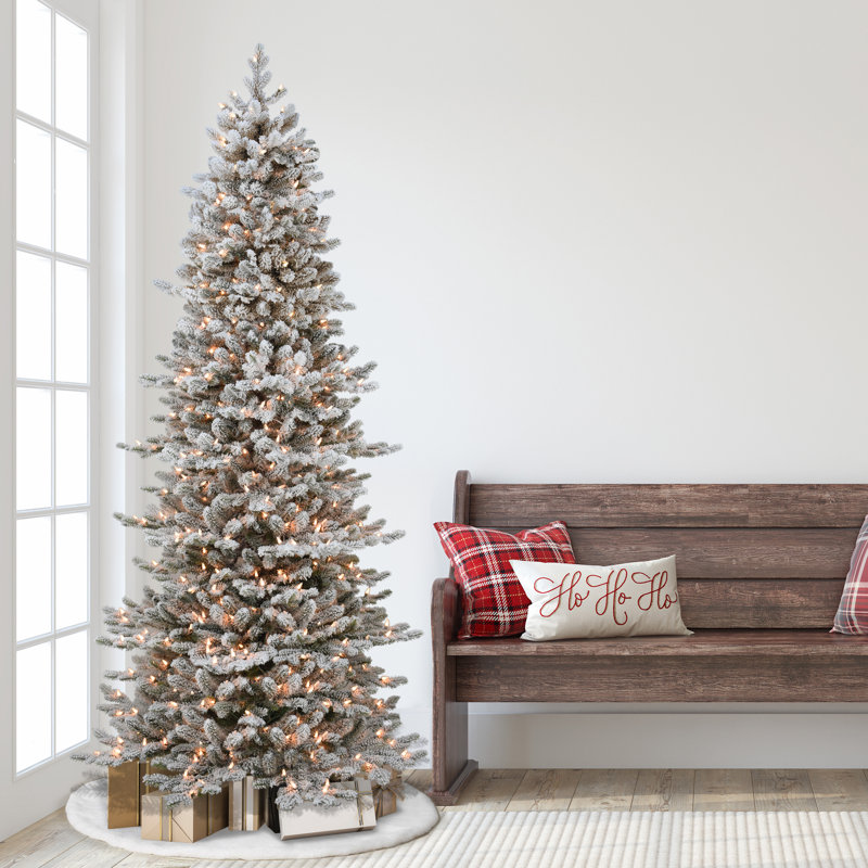 7.5' Lighted Spruce Christmas Tree