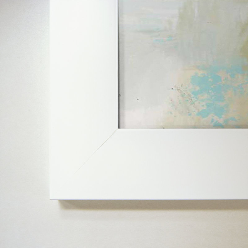 Subtlety II - Peinture, Blanc, H 21,5 po x l 27,5 po x P 0,75 po