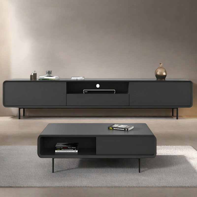 Ferretti, Noir, Noir