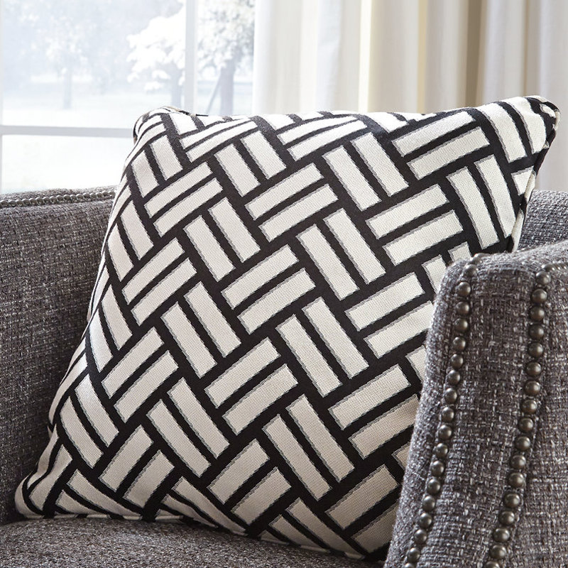 Beaverton Indoor/Outdoor Throw Pillow