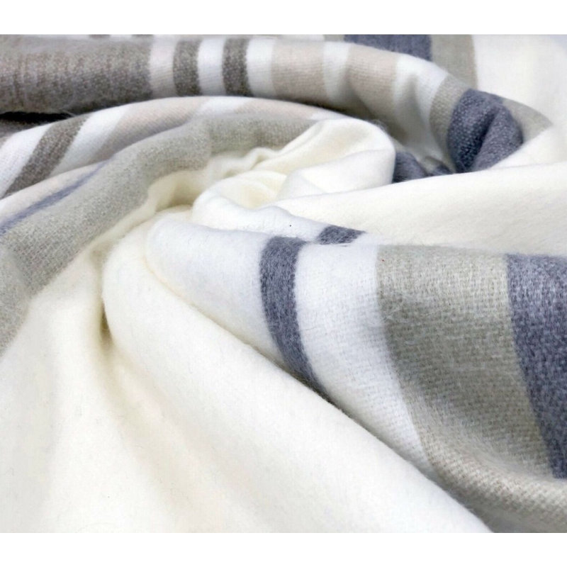 Alandria Throw Blanket, Grey/White