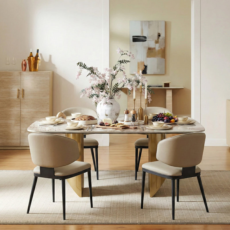 Table de salle à manger moderne de 63 po pour 4 à 6 personnes Hugette, table de cuisine rectangulaire avec plateau en pierre frittée et pieds en acier inoxydable, table de salle à manger de luxe pour le salon, or (table seulement)