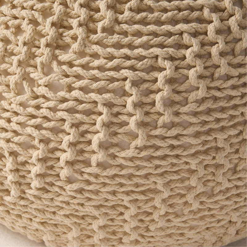 Charmant pouf tricoté pour des espaces de vie élégants et confortables, Coton ivoire