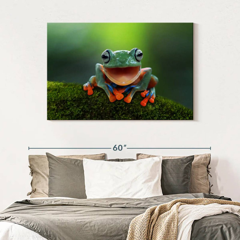 Brampt Happy Tree Frog, 32" H x 48" W
