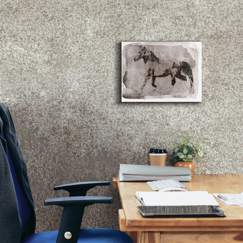 «Cheval brun foncé qui court» par Irena Orlov, H 12 po x l 16 po x P 0,75 po