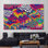 Tapisserie psychédélique en toile de coton trippy avec teintes vibrantes pour une touche contemporaine unique à votre décoration murale