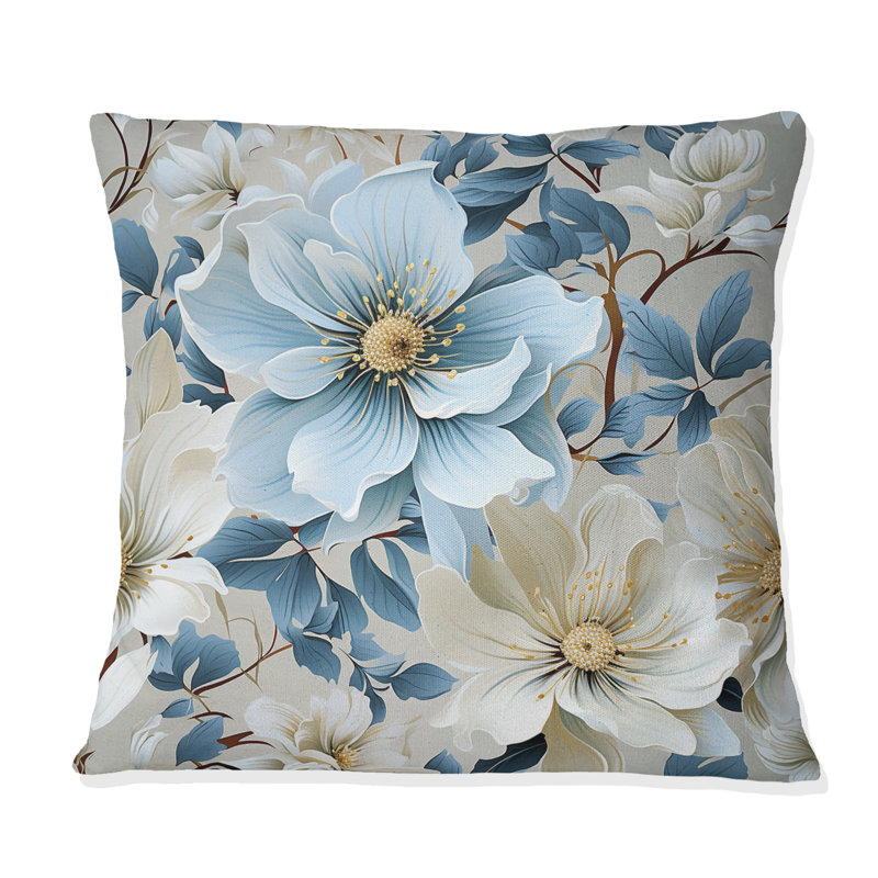 Motif floral blanc et bleu I - Coussin décoratif imprimé floral, H 16 po x l 16 po