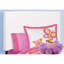 Lit simple tapissier blanc, apportant du confort au lit plateforme blanc: revêtement en similicuir, tête de lit simpliste, profil bas, sommier tapissier et matelas requis