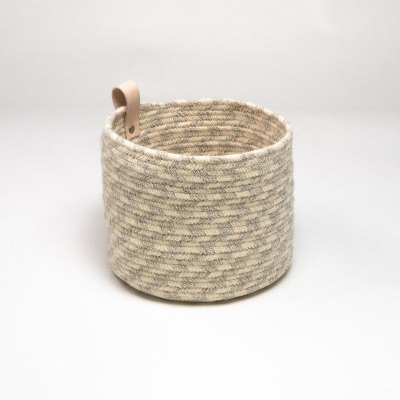 Panier en rotin, Gris clair
