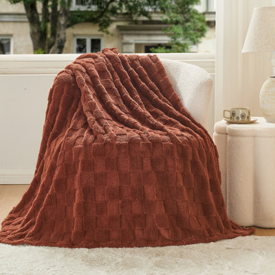 Jeté de lit en flanelle soyeuse de qualité supérieure à carreaux jetables de couleur trés douce pour usage tout-en-un (toutes les saisons) (café à carreaux, jeté (50 po x 70 po))
