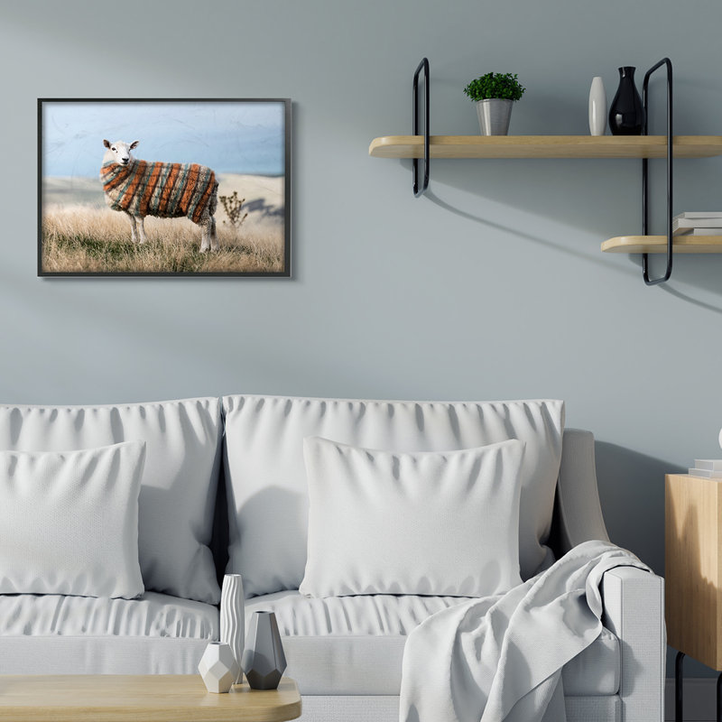 Chandail à motif de moutons, H 24 po x l 30 po, Giclée encadrée noir minuit