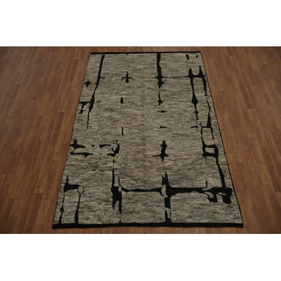 Moroccan Area Rug 5x8 with Bold Black Accents and Neutral Tones