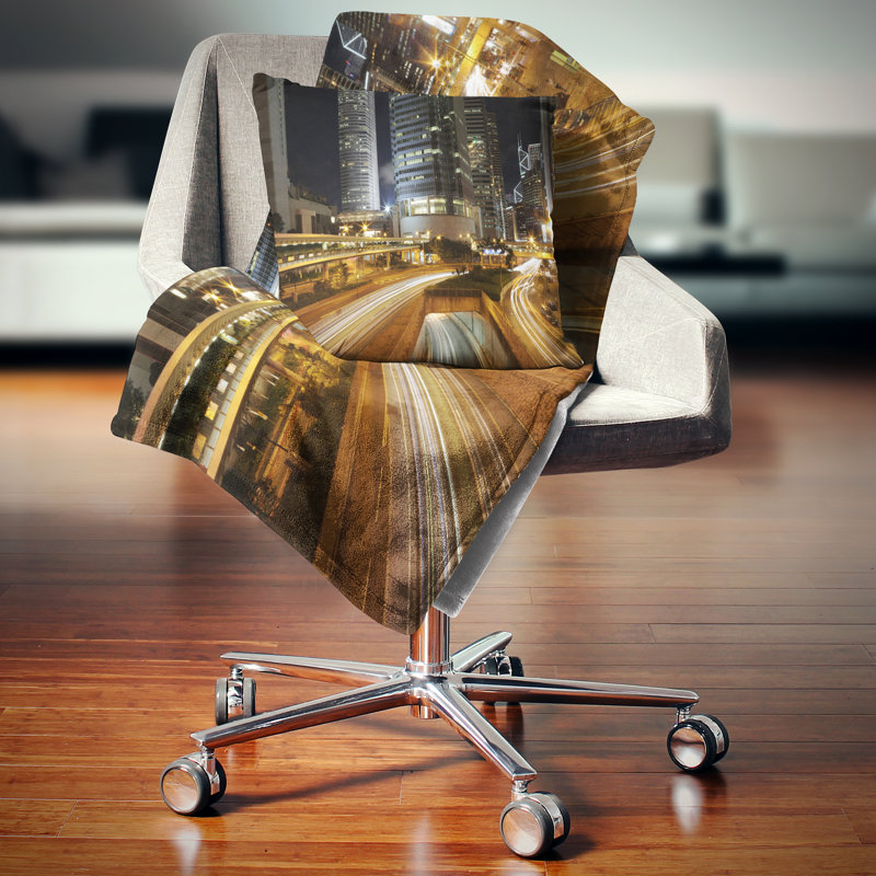Oreiller de skyscrapers cityscape et de fréquentation, 16 po x 1 po, Coussin décoratif