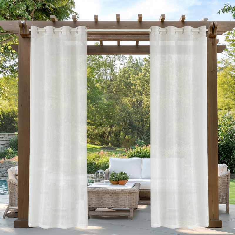 Paire de rideaux d'extérieur semi-transparents en polyester Draycott (ensemble de 2), L 52 po x L 96 po