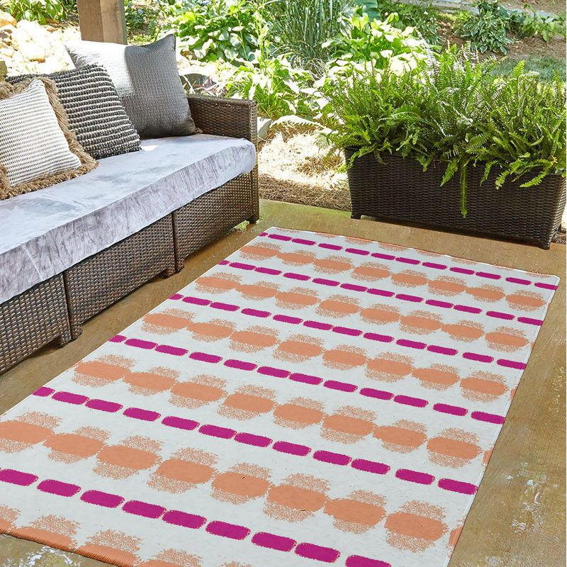Ludde Chenille Striped Indoor Rug, Rectangle 5' x 7'