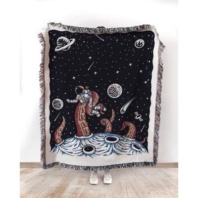 Space Monster Throw