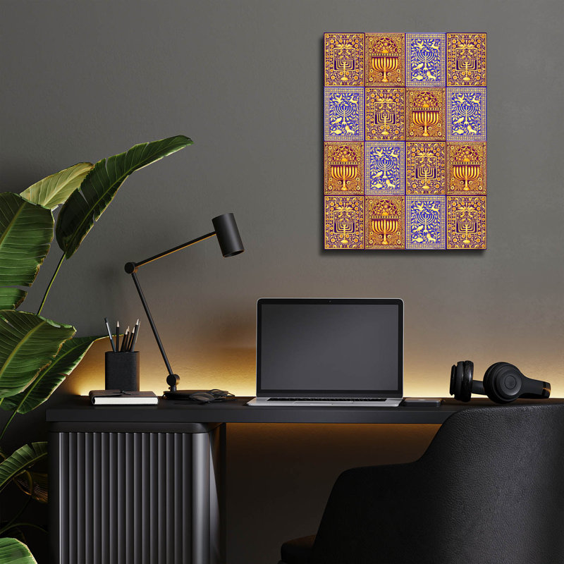 «Hanukah Menorah Collage Verticals» par Andrea Strongwater, art mural en verre acrylique, H 16 po x l 12 po x P 0,13 po
