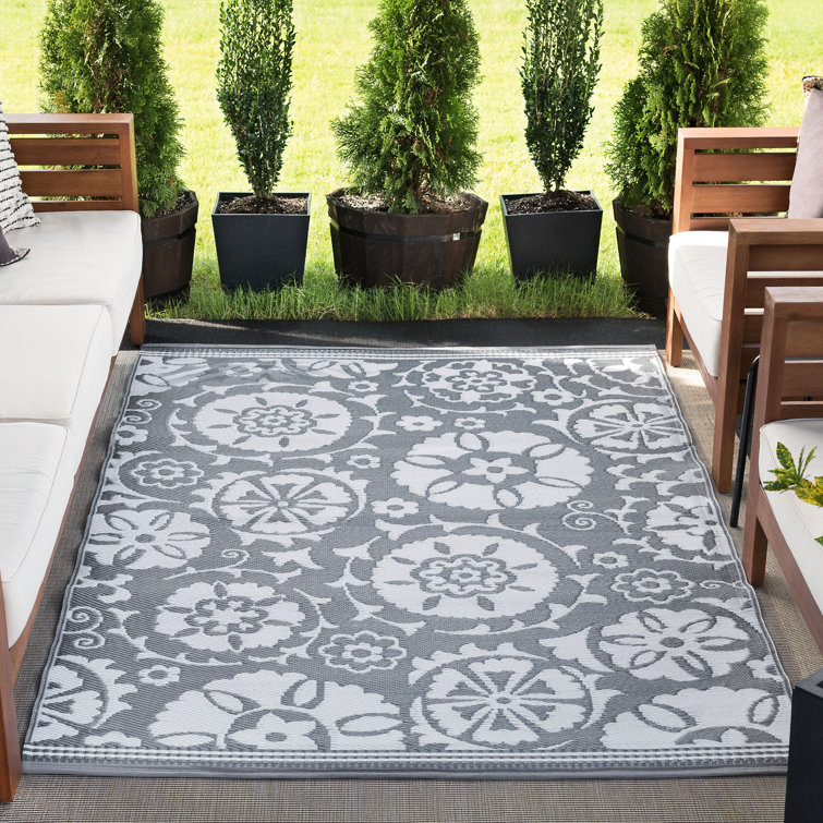 Trentin Indoor / Outdoor Rug