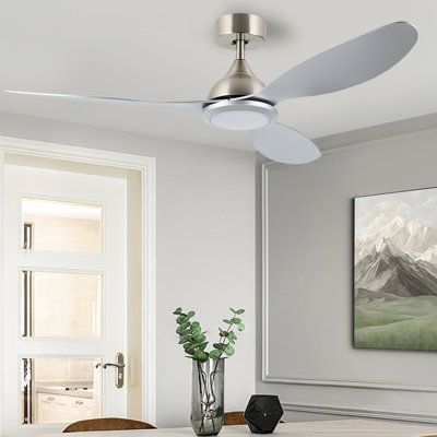 Ventilateur de plafond noir de 52 pouces avec lumière et télécommande, ventilateur de plafond à 3 pales en ABS à moteur à courant continu silencieux, DEL à 3 couleurs à intensité variable, à 6 vitesses, pour le salon de la chambre à coucher