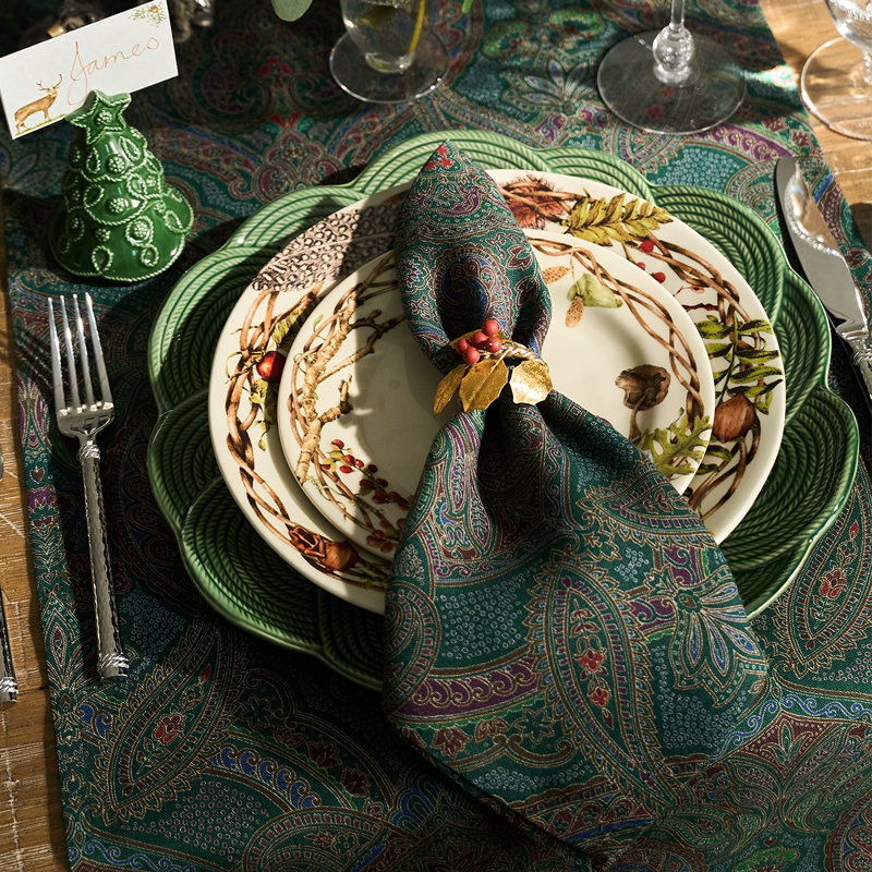 Paisley 18" x 90" Table Runner, Evergreen