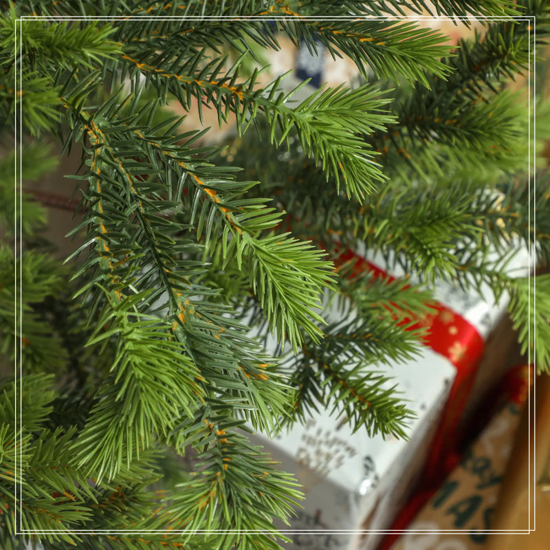 Arbre de Noël artificiel 9 pi avec base en acier et 4306 pointes, H 9 pi, Oui