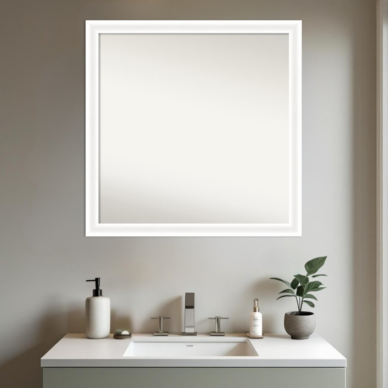 Miroir de salle de bain mural Oliver, 29 po x 29 po, Blanc étroit