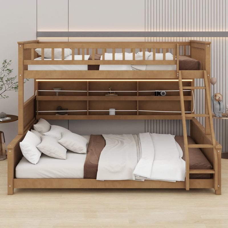 Lit superposé robuste avec tablettes, lumières et panneau perforé, Brun