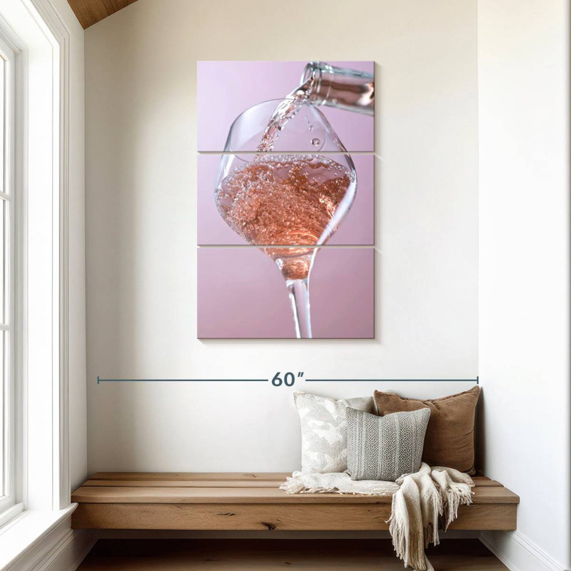 Vin rosé Yarlin, H 45 po x l 28 po