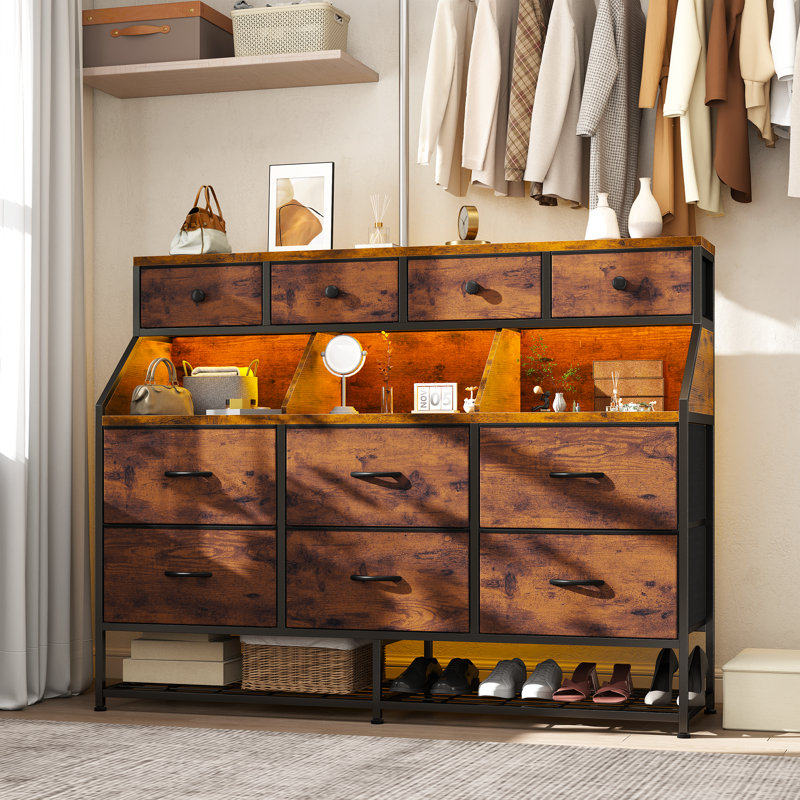 Commode pour chambre à coucher, commode de chambre à coucher avec étagère à chaussures et tablettes ouvertes, 10 commodes à tiroirs en tissu avec lumières à DEL et station de charge