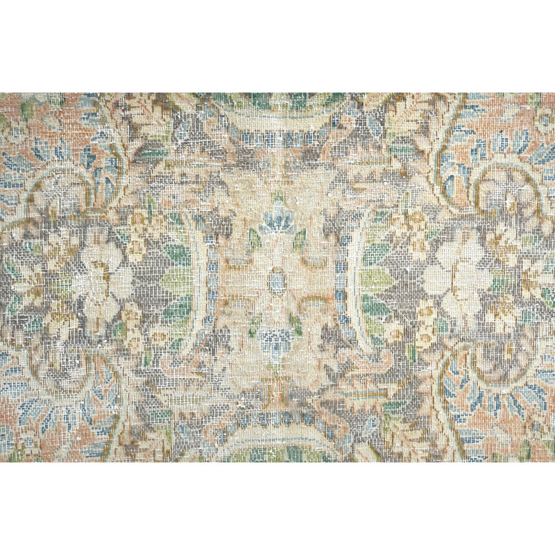 High-Quality Hand-Knotted Rose And Charcoal Area Rug