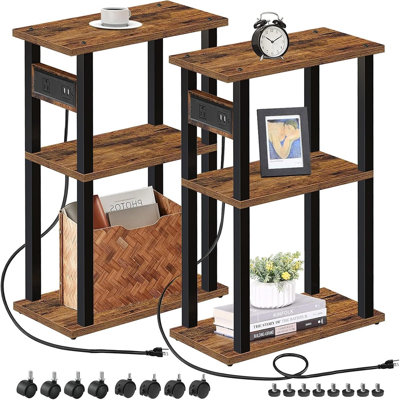 Ensemble de 2 tables d'appoint étroites avec station de charge, tables de bout minces avec ports USB, prise de courant CA et roulettes, tables de chevet peu encombrantes pour petits espaces, brun