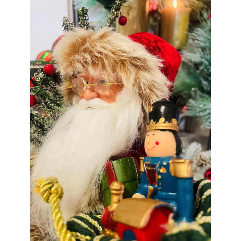 Figurine de père Noël à l'ancienne