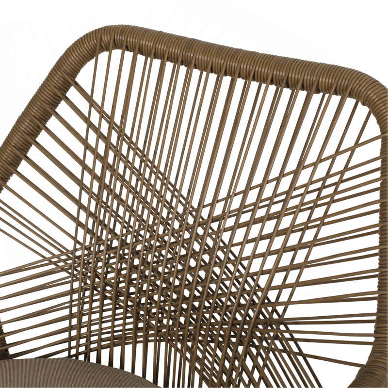 CHAISE RUSSELL