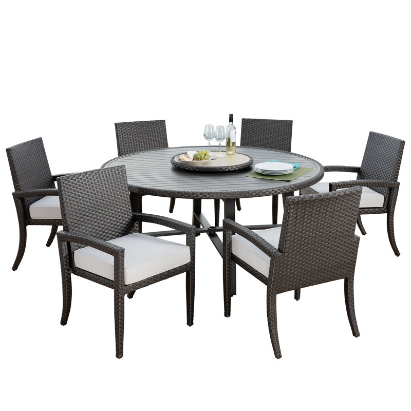 Ensemble repas pour 6 personnes avec coussins