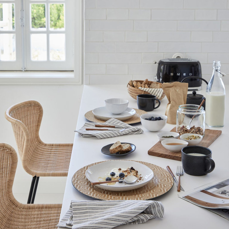 Livia Stoneware Salad/Dessert Plate, White