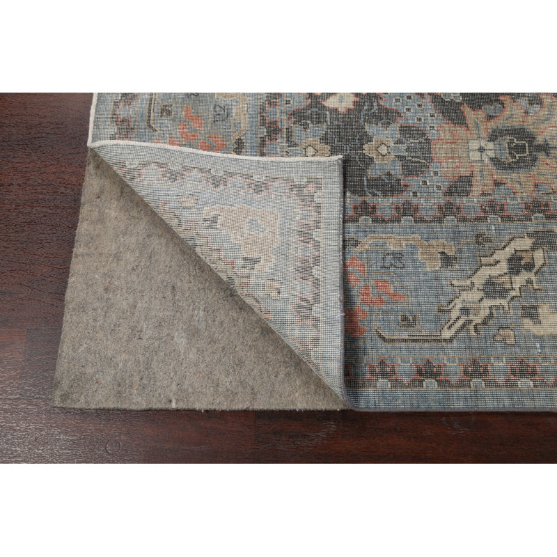 Tapis oriental gris / noir en laine