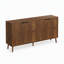 Buffet/meuble de service de style moderne du milieu du siècle, à 4 portes, poignées en métal et pieds robustes en bois massif.