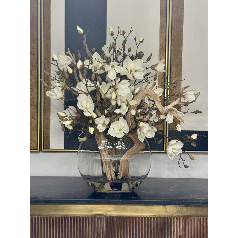 Arrangement dans un vase