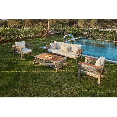 Ensemble de mobilier de jardin